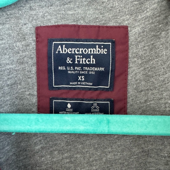 Abercrombie & Fitch Retro-Style Jacket - Picture 4 of 4